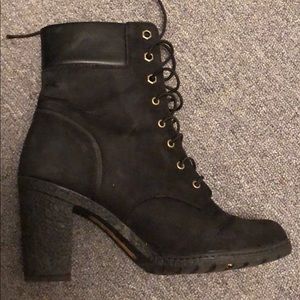 Black Leather Timberland Lace Up Heeled Boot